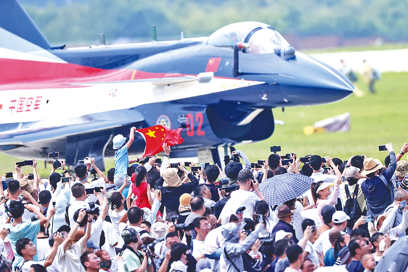 操鸡黄色视频长春航空展迎来首个公众日